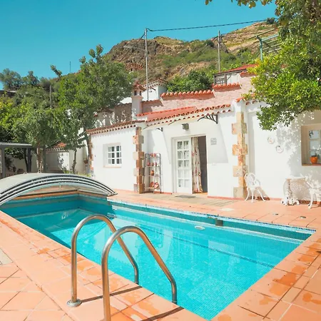 Pool House “el Estanco 14” * Вега де Сан Матео